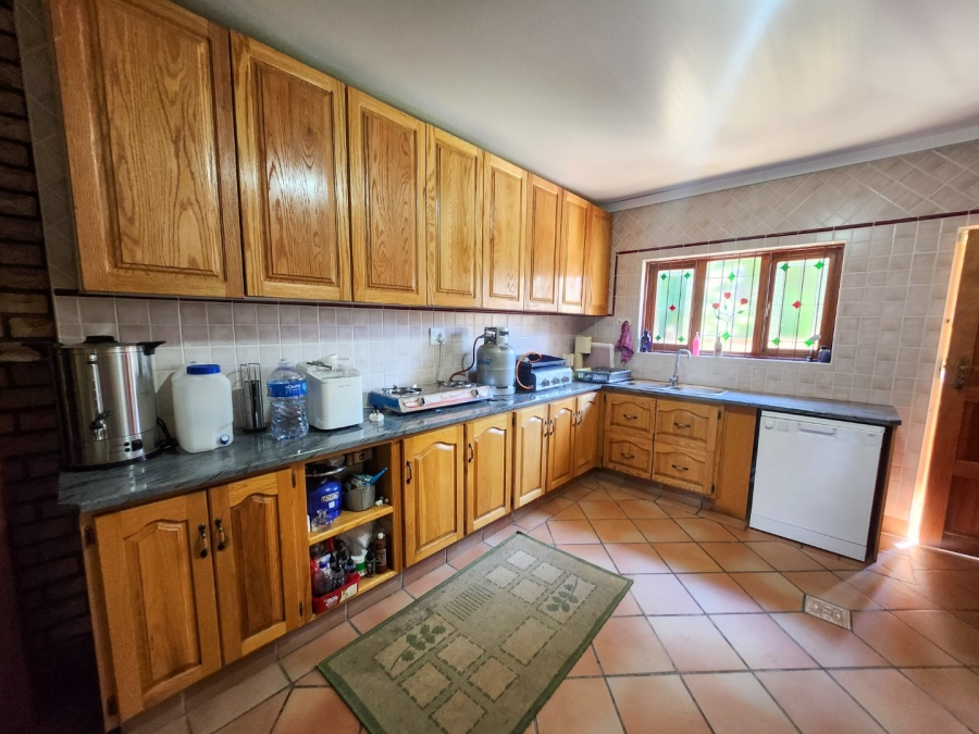 4 Bedroom Property for Sale in Flamwood North West